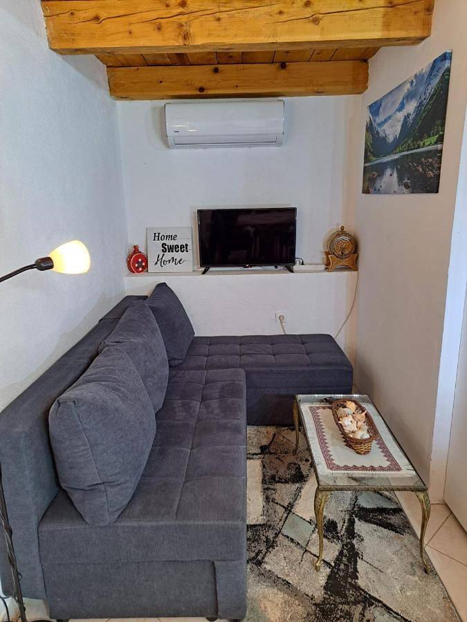 Ferienhaus für 6 Personen, mit Ausblick und Garten, mit Haustier in Karlobag - 4