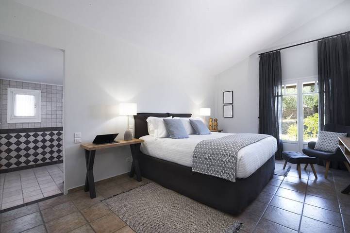 Location de vacances pour 14 personnes, avec jardin dans Perdika - 2