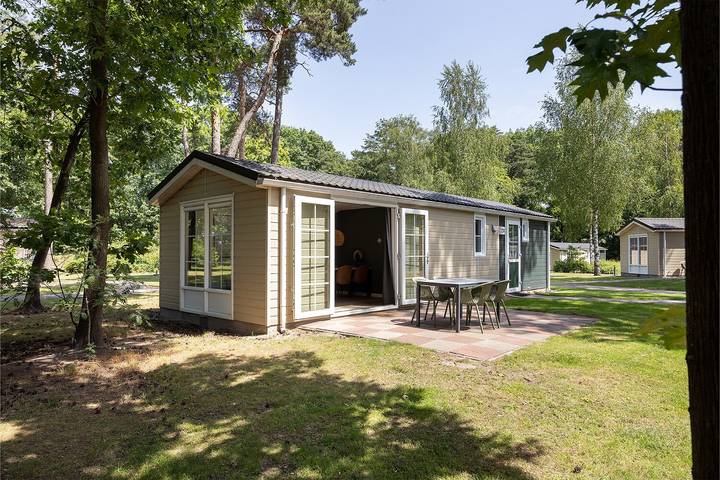 Chalet voor 4 personen, with Balkon/Terras and Terras as well as Tuin in Noord-Brabant