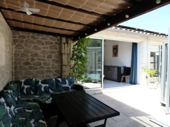 Location de vacances pour 6 personnes, avec terrasse et piscine à Caumont-sur-Durance - 4