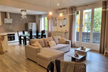 Gîte pour 8 personnes, avec balcon dans Gare D Aix En Provence Ville