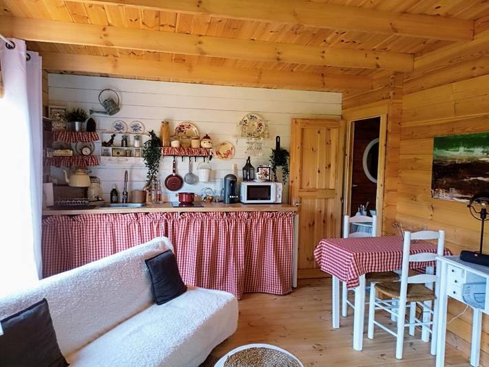 Gîte pour 2 personnes, avec piscine et terrasse ainsi que vue et jardin dans Morcenx-la-Nouvelle - 4