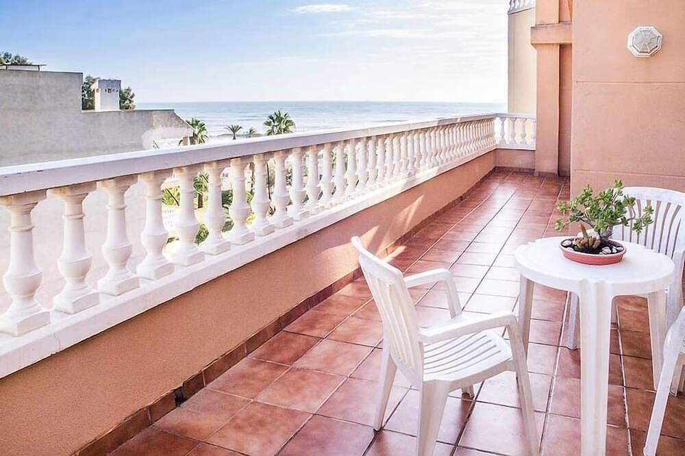 Entire apartment, Paradis Iv (Seaviews) in Moncofa, Costa del Azahar