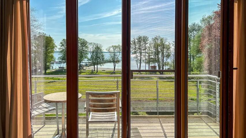 Ferienwohnung für 4 Personen, mit Balkon in Klink