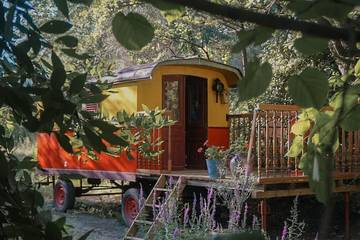 Gîte pour 2 personnes, avec jardin et piscine à Marsanne