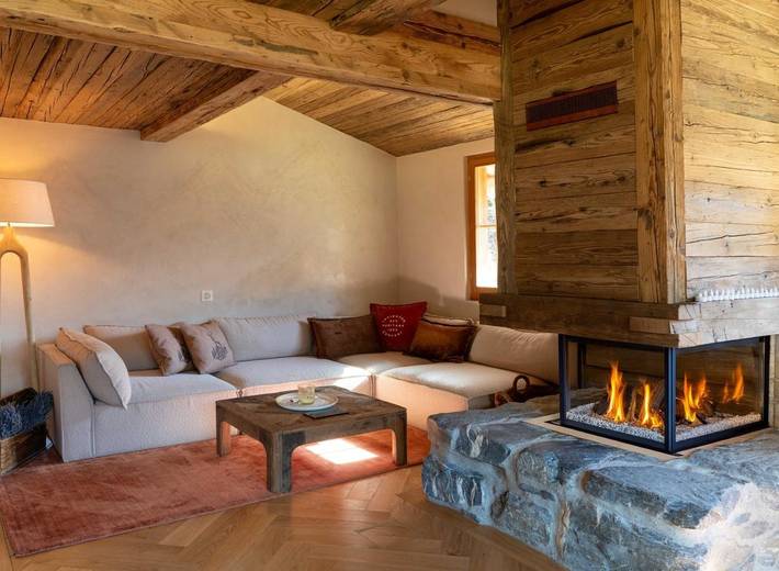 Ferienhaus für 6 Personen, mit Balkon und Whirlpool sowie Terrasse und Garten in St. Stephan