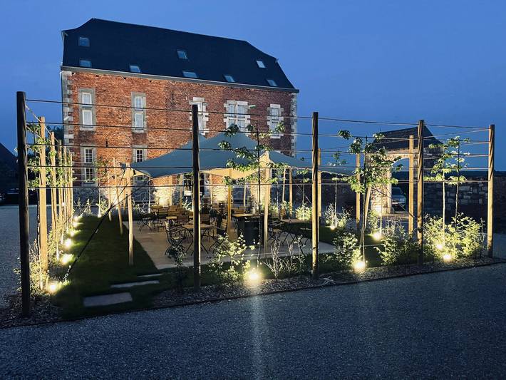 Schlossbauernhof in Condroz mit Pool in Ohey, Region Namur