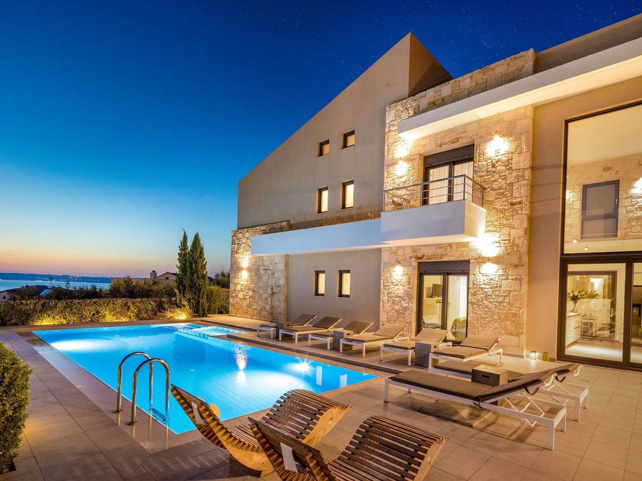 Luxusvilla in Almyrida mit wunderschönem Blick in Almyrida, Vamos