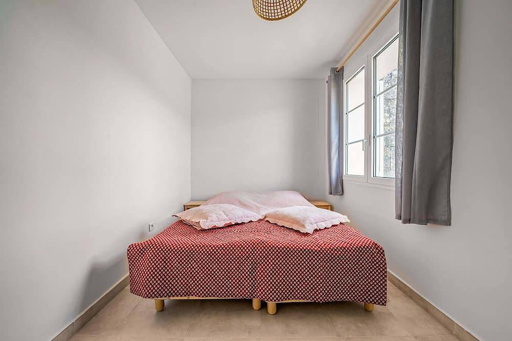 3 bedroom nice home in Mouriès in Mouriès, Arles region