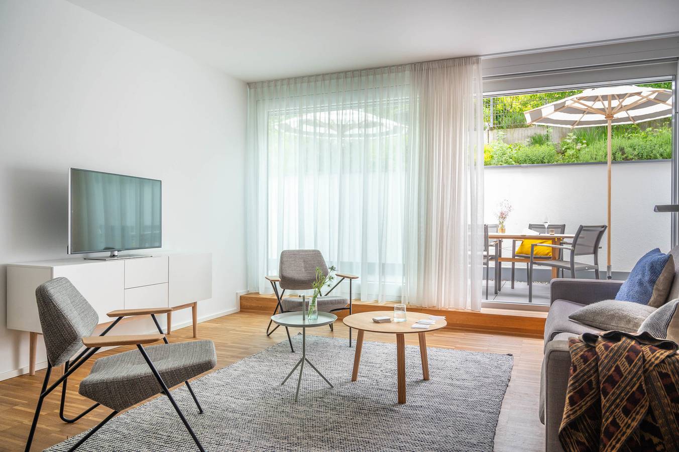 Ganze Ferienwohnung, Bodenseeapartment Suite in Friedrichshafen, Region Bodensee-Oberschwaben