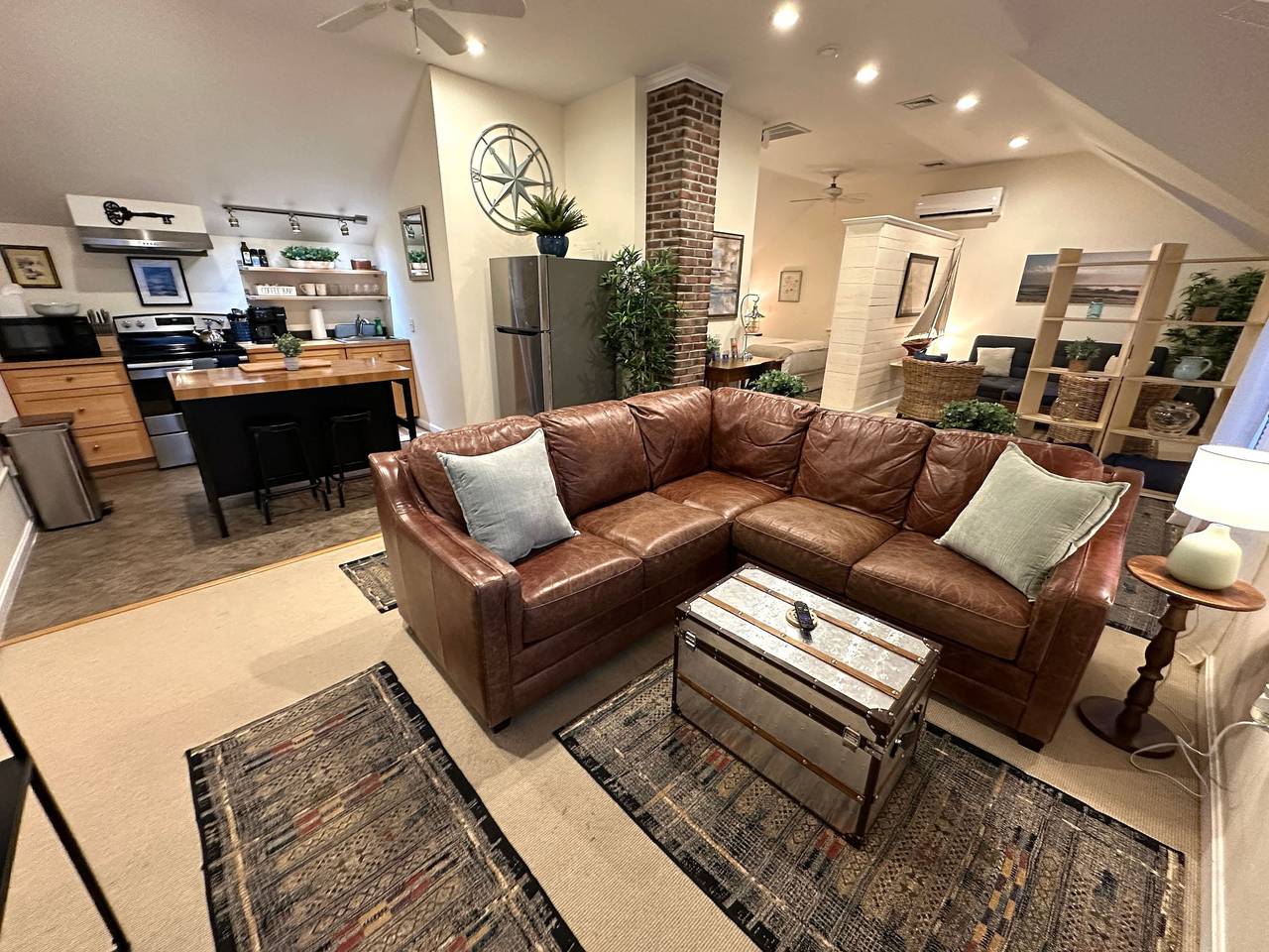 Ganze Wohnung, Newport Harbor View Studio w/ Spacious Deck in Newport, Newport County