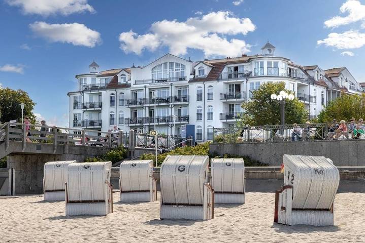 Ferienwohnung für 3 Personen, mit Balkon und Sauna in Sierksdorf