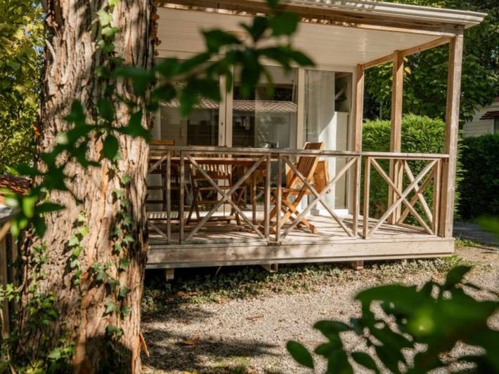 Mobil home pour 5 personnes, avec terrasse et piscine - 1