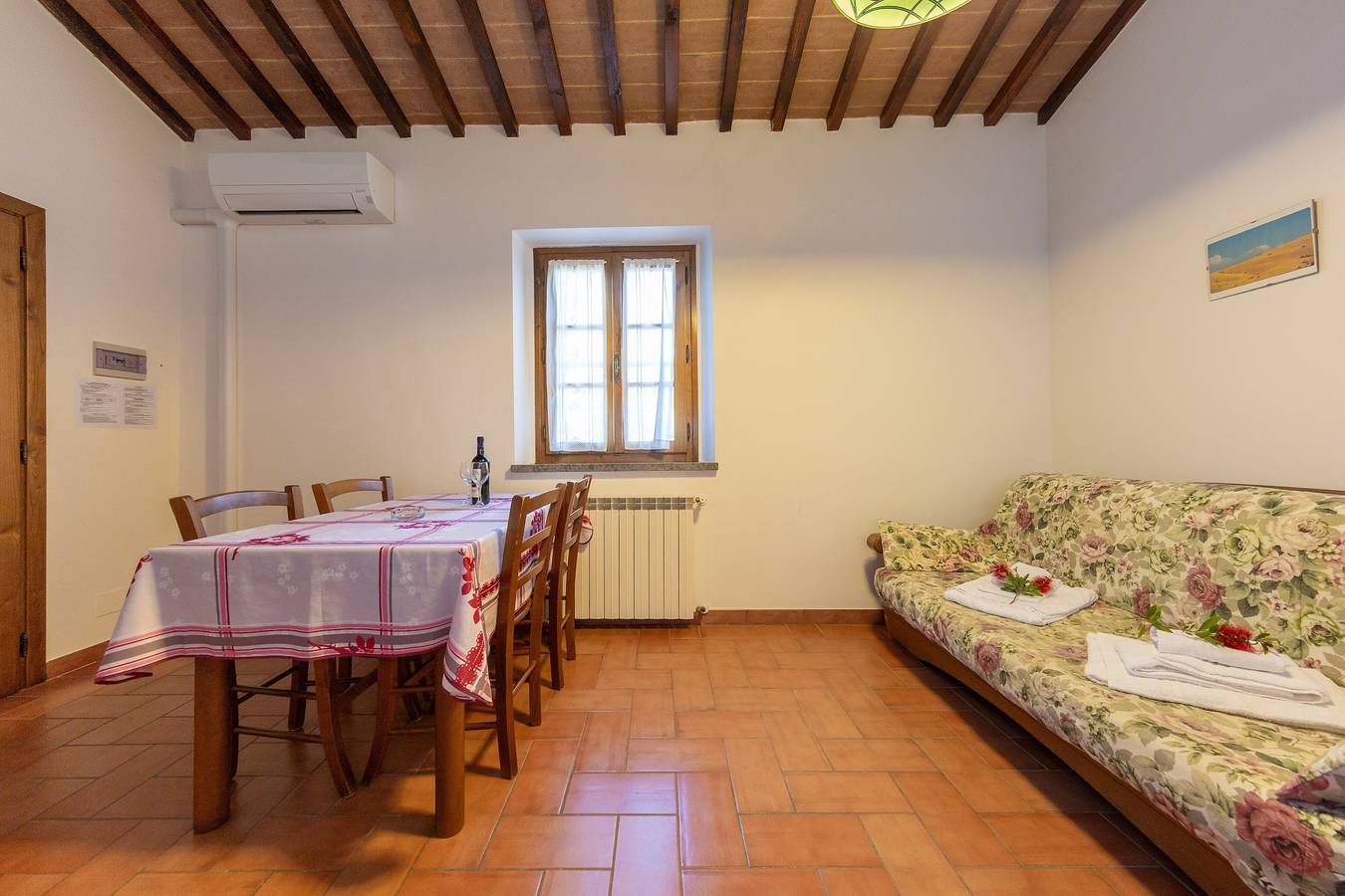 Appartamento intero, Appartamento 9 con piscina e giardino in comune in Lajatico, Costa degli Etruschi