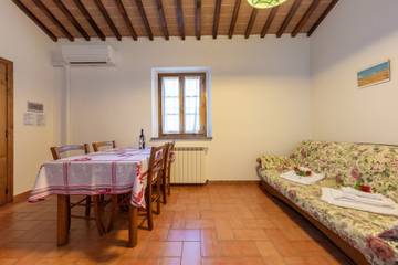 Agriturismo per 4 Persone in Lajatico, Costa degli Etruschi, Foto 2
