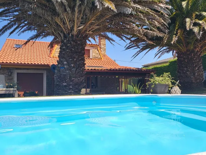 Casa de vacaciones para 6 personas, con piscina además de vistas y jardín, Se admiten mascotas - 1