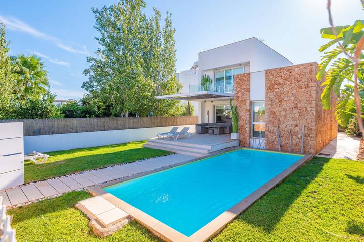 Villa für 6 Personen, mit Terrasse in Es Trenc