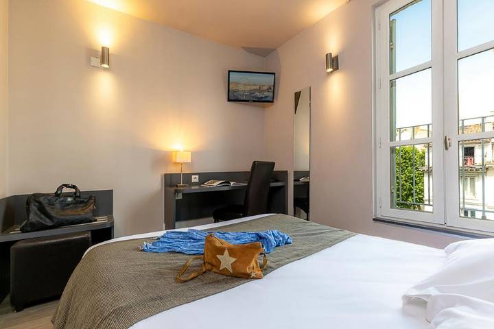 Hôtel pour 2 personnes dans Gare De Marseille Saint Charles - 2