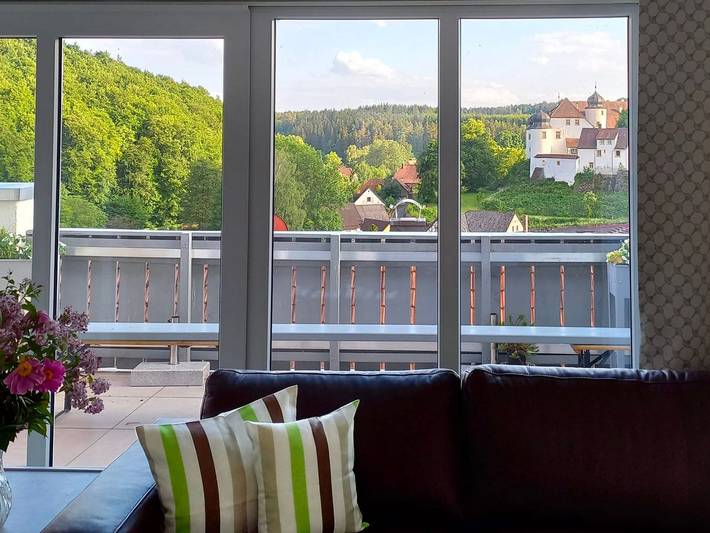 Ferienhaus für 6 Personen, mit Ausblick und Balkon sowie Garten, kinderfreundlich in Aufseß