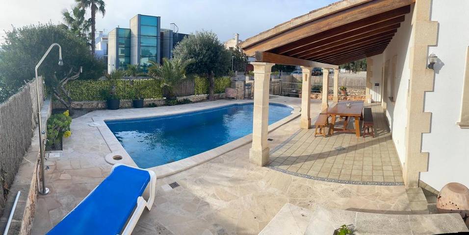 Finca mit hund für 8 Personen, mit Balkon und Terrasse sowie Garten und Pool in Portocolom - 4