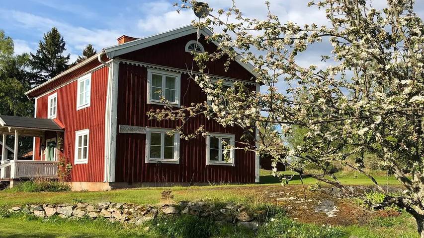 Ferienhaus für 7 Personen, mit Garten und Sauna