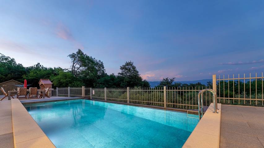 Villa pour 8 personnes, avec jardin à Vrbnik - 2