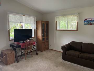 Cabin Rentals And Lodges for 4 Guests in Alberta, Canada, Picture 2