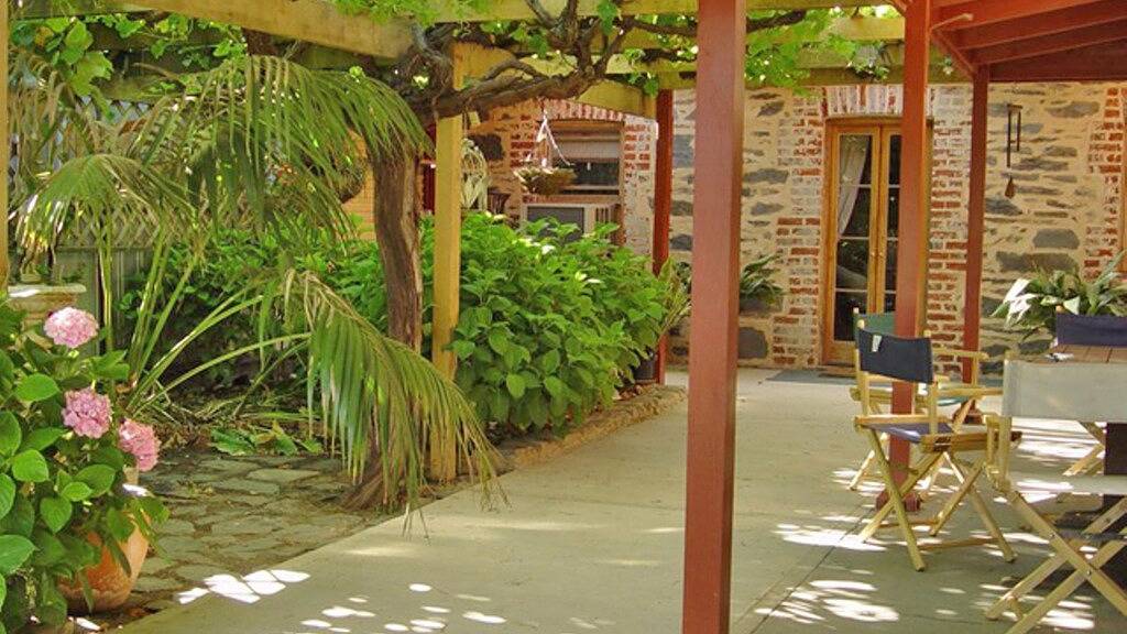 Bed And Breakfast for 4 People in South Australia, Australia