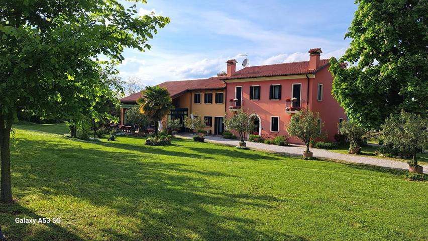 Agriturismo per 2 persone, con Terrazza e Giardino nonché Panorama in Colli Euganei