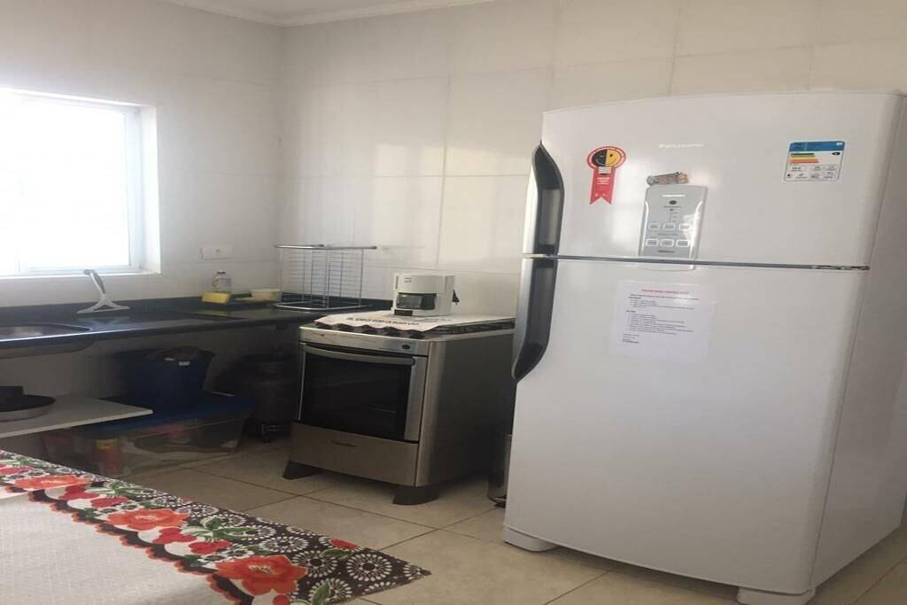 Grosses Haus 100 M Vom Meer. 11-9. 3311.5293 in Mongaguá, Baixada Santista