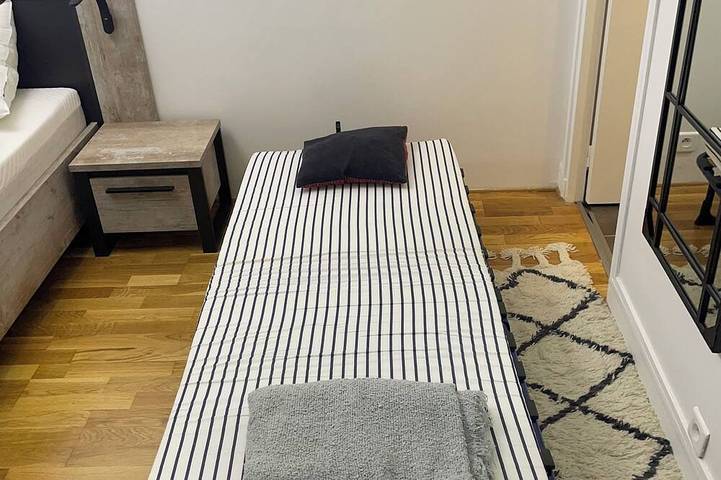 Appartement entier, 40 m2 appartement in the heart Of Paris in Paris, Île de France