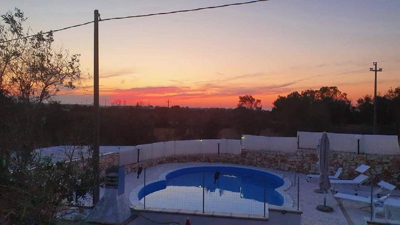 Appartamento intero, Salentiggiano Villa Ulivi Vacanze Con Piscina 8/16 Pl in Tiggiano, Provincia di Lecce