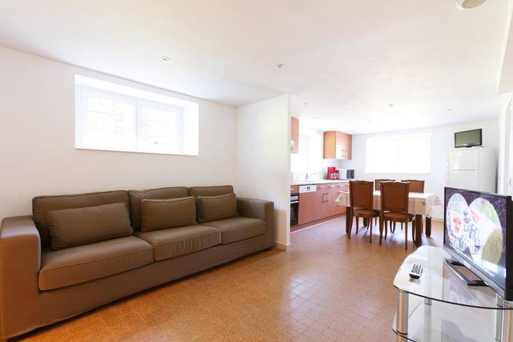 Gîte pour 5 personnes, avec jardin et vue, animaux acceptés à Salies-de-Béarn - 3