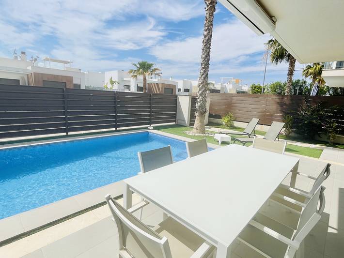 3033 Vistabella-Bali 3033 in Laguna Green, Orihuela