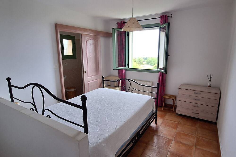Villa in the countryside, near the sea. Fantastic panoramic sea views. in Santa-Lucia-di-Moriani, Arrondissement de Corte