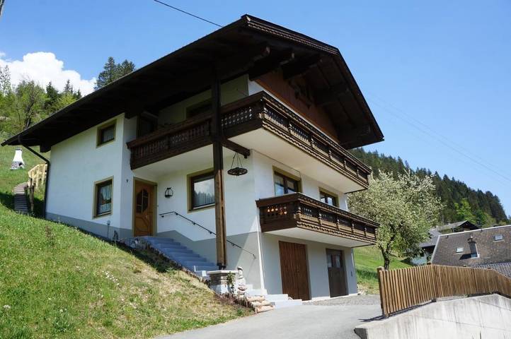 Ferienhaus für 8 Personen, mit Ausblick und Garten, kinderfreundlich in Lesachtal