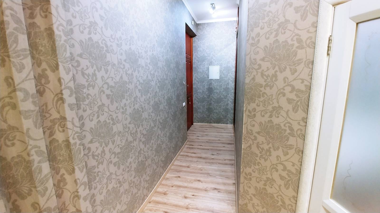 Cały apartament, One bedroom, 6 Zankovetskoi St Near a Khreschatyk in Kijów, Ukraina