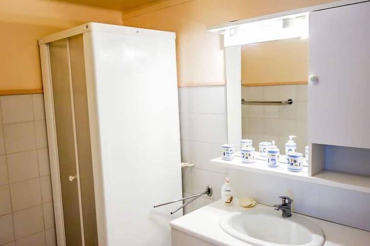 Location de vacances pour 4 personnes, avec balcon et piscine à Saint-Jean-Lagineste - 4