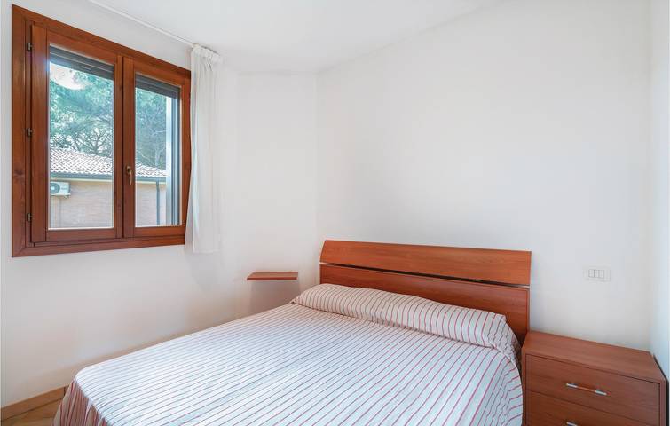 Ganze Ferienwohnung, Rückzugsort am Strand: Klimaanlage, Terrasse & Parkplatz - 300m zum Strand in Rosolina Mare, Rosolina