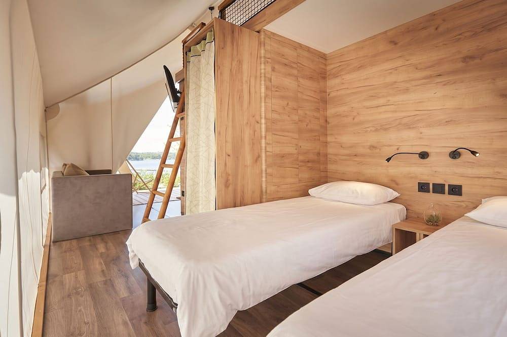 Glamping tent Luxury 6 in Veluwemeer