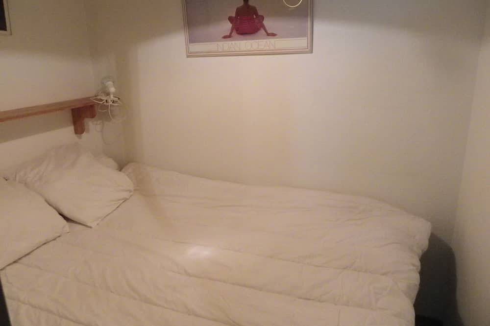 Ganze Wohnung, Appart 4/6 2 * 400 m vom Zentrum Tarif Hte 240 Bs 200 Euro Cure 445e Cheq Vacance in Luz-Saint-Sauveur, Nationalpark Pyrenäen