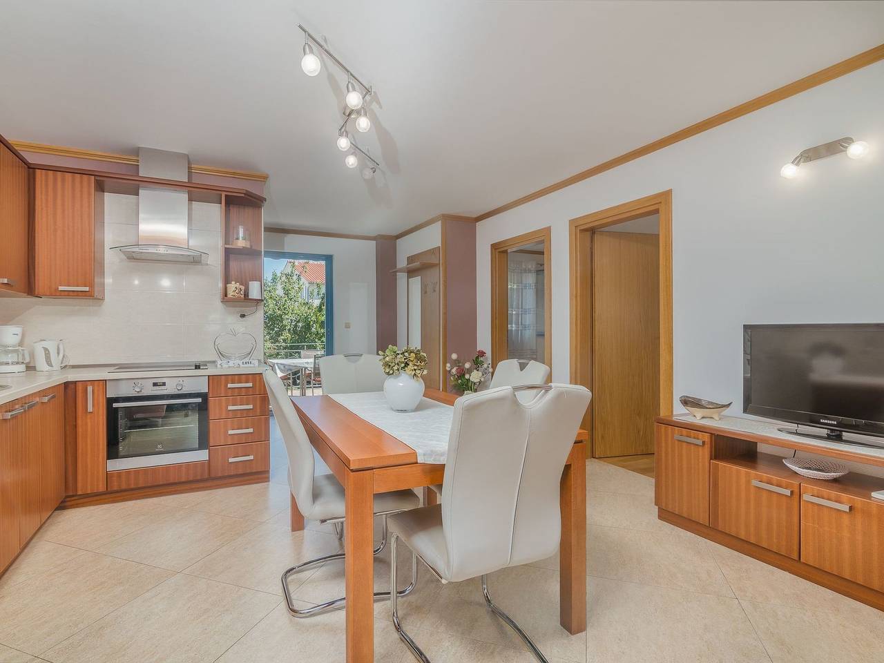Bungalow Prendivoj in Malinska-Dubašnica, Krk