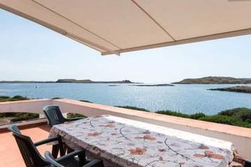 Location de vacances pour 6 personnes, avec terrasse et jardin dans Na Macaret