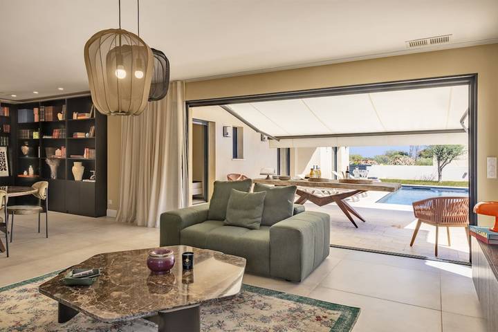 Location de vacances pour 6 personnes, avec jardin ainsi que piscine et terrasse, adapté aux familles à Sorbo-Ocagnano - 3