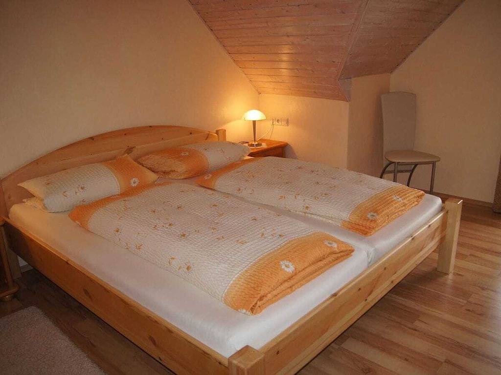 Ferienwohnung mit 2 Schlafzimmer in Heidenheim (Mittelfranken), Altmühltal