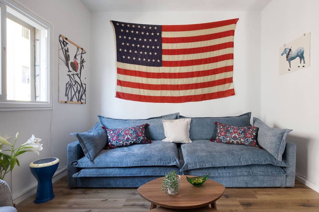 Ganze Wohnung, Artistic 2Br Apt w Balcony in Florentin Center in Tel Aviv, Bezirk Tel Aviv