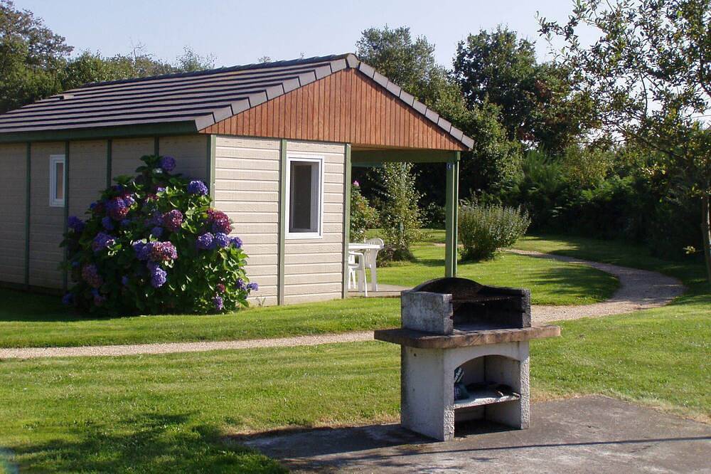 Chalet 2-5 Pers. im Holiday Village in Pleumeur-Bodou, Rosa Granitküste
