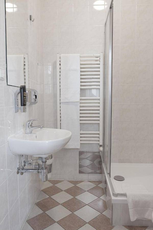 Hotel Pension Arpi in Vienne (Autriche), Danube Basse-Autriche