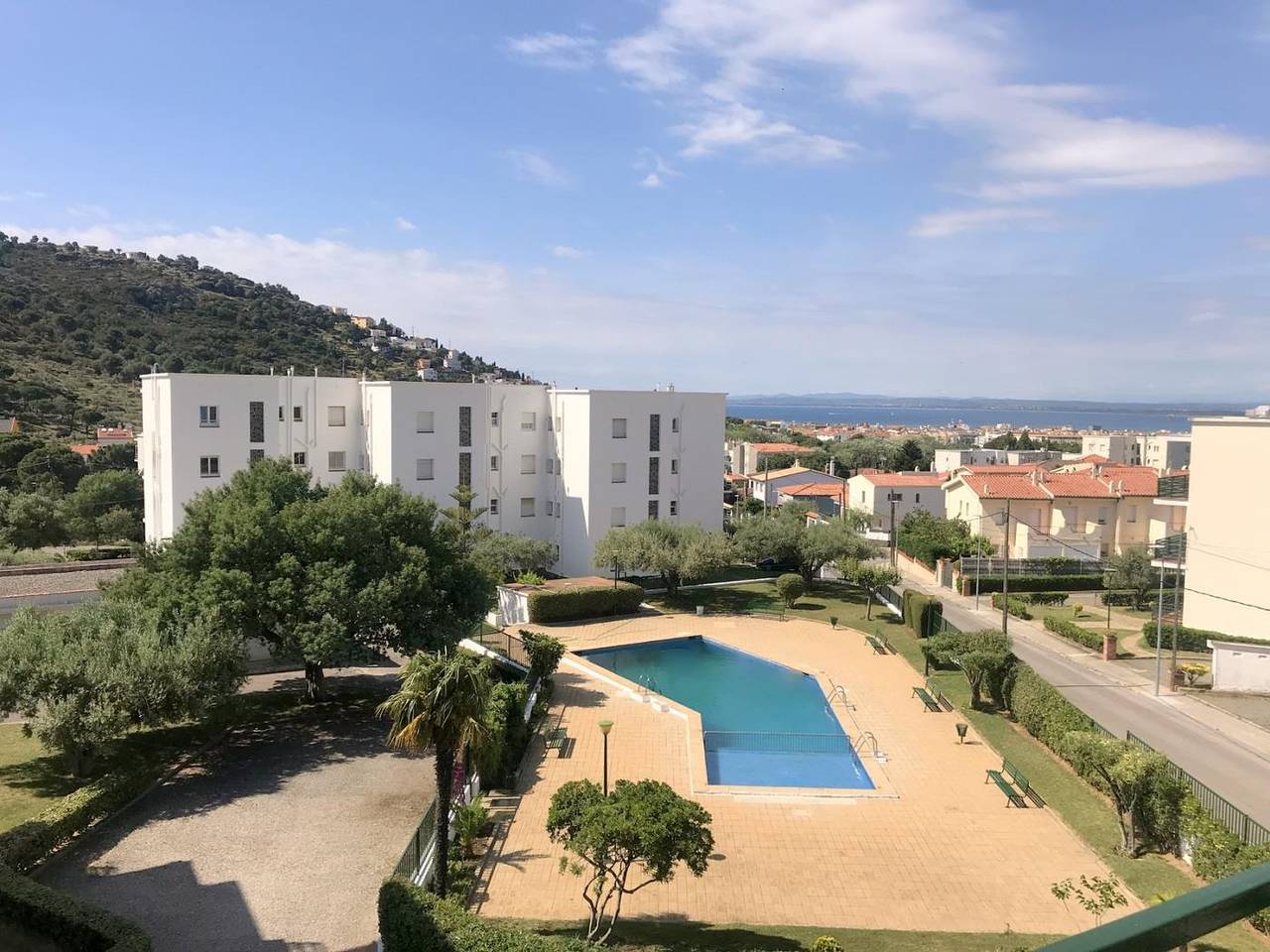 Apartamento vacacional entero, L46- Apartamento2 dormitorios en Mas Oliva con parking y piscina comunitarios in Roses, Alt Empordà