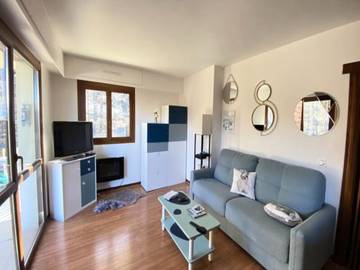 Gîte pour 5 personnes, avec balcon, adapté aux familles dans Valberg (Niza)